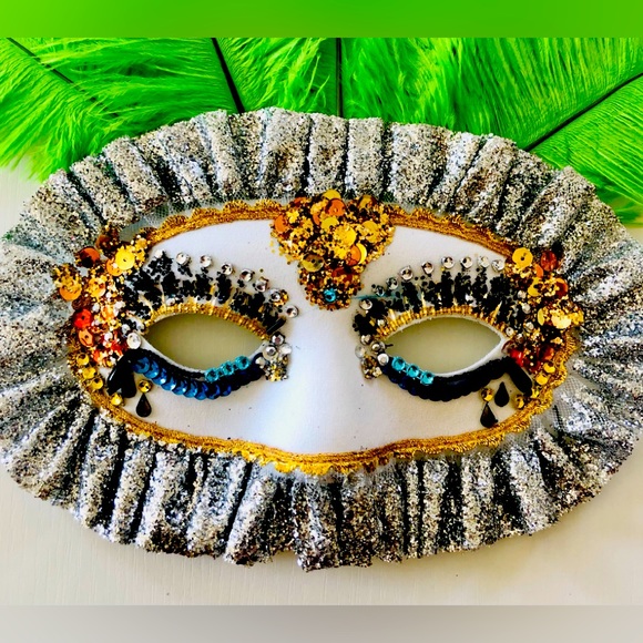 Beaded eye mask grn ostrich feathers Carnevale Masquerade Mardi Gras Halloween - Picture 6 of 16